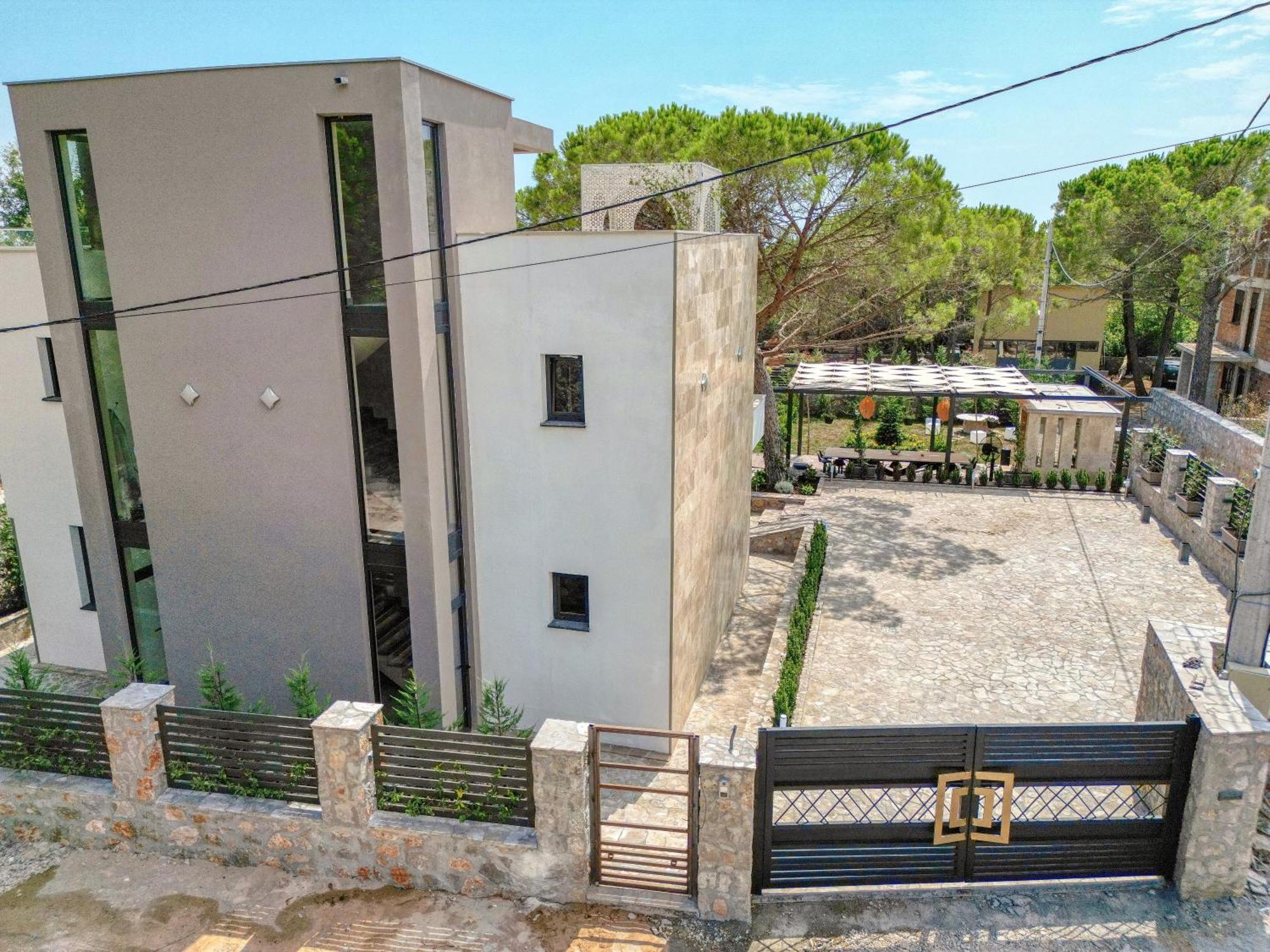 Amfora Villa *